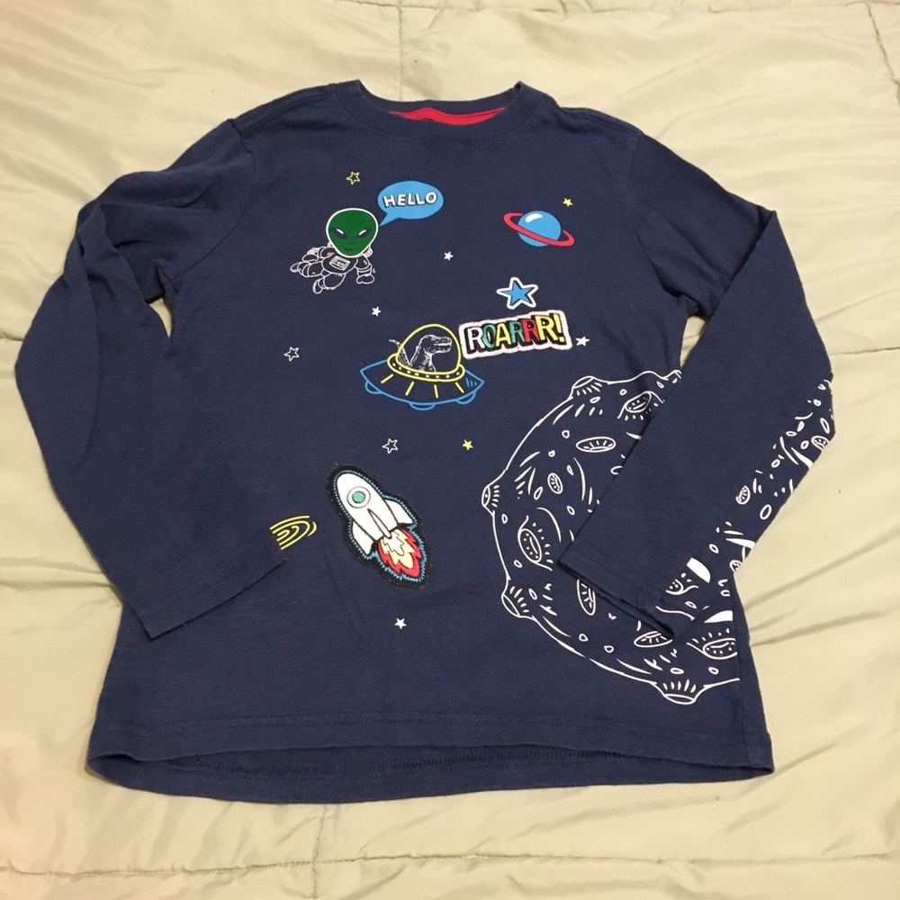 Boys space shirt size 6